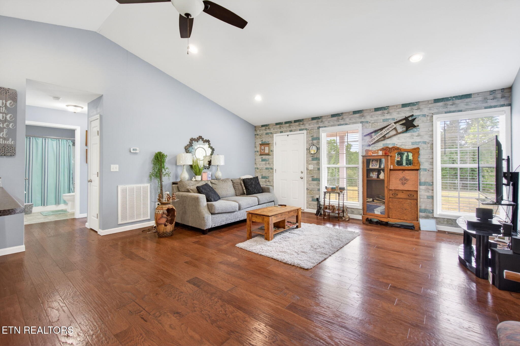 259 Freewill Ridge Road Gainesboro, TN 38562 - Photo 3 of 36 a living room with furniture and wooden floor