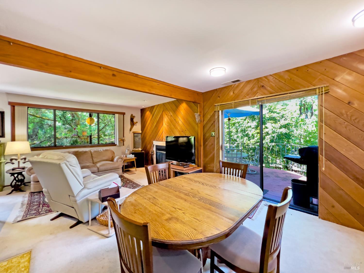 14600 Drake Road Guerneville, CA 95446 - Photo 13 of 45