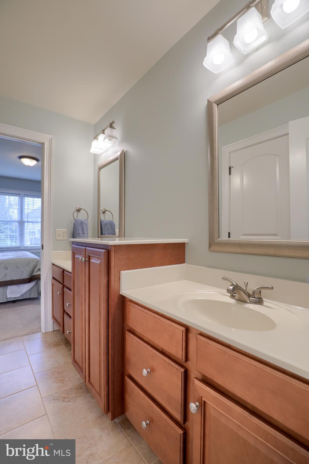 973 Buckwalter Road Lititz, PA 17543 - Photo 35 of 52 Jack n' Jill Bathroom