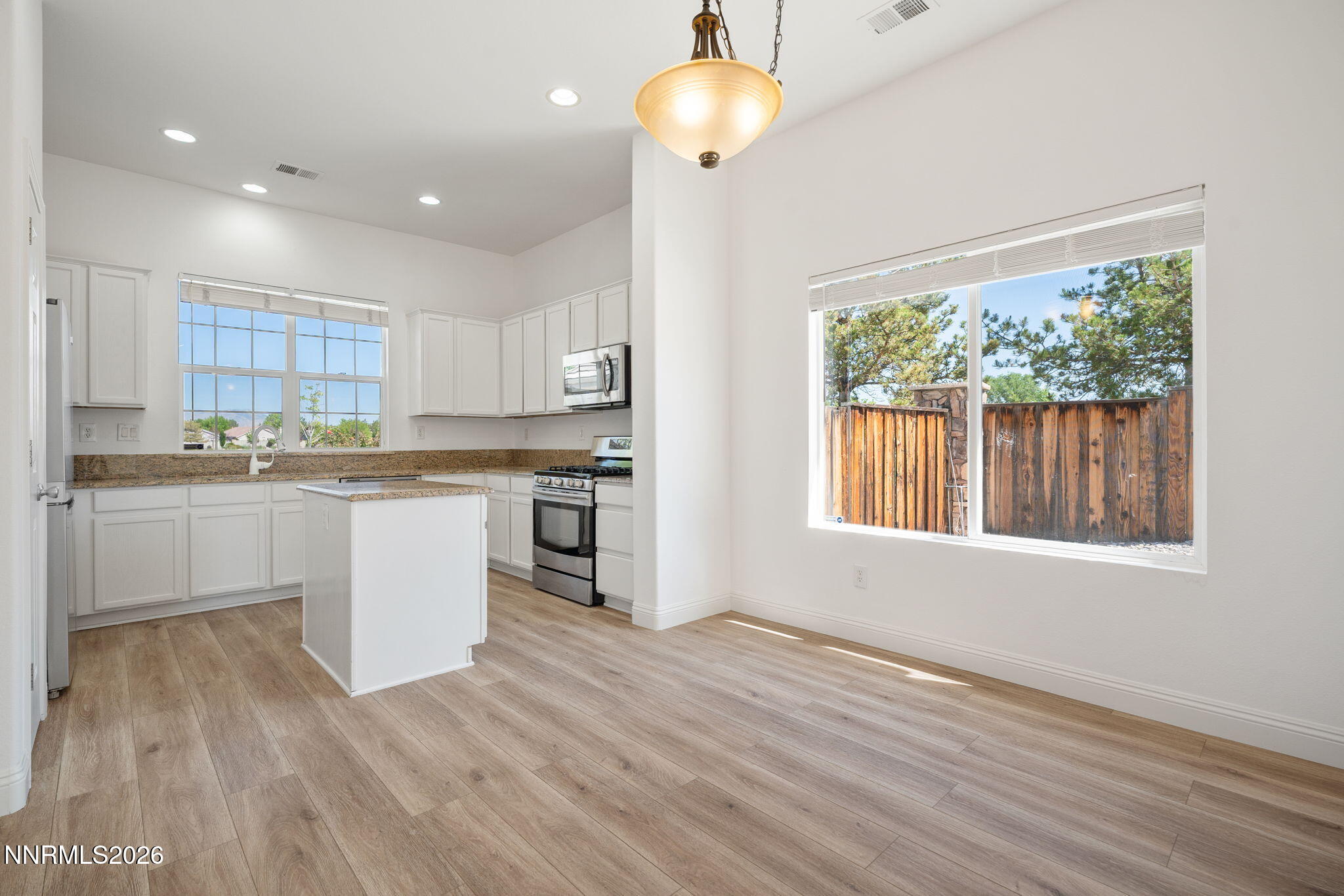 10140 Buckeye Court Reno, NV 89521 - Photo 11 of 52 5-web-or-mls-A7406314
