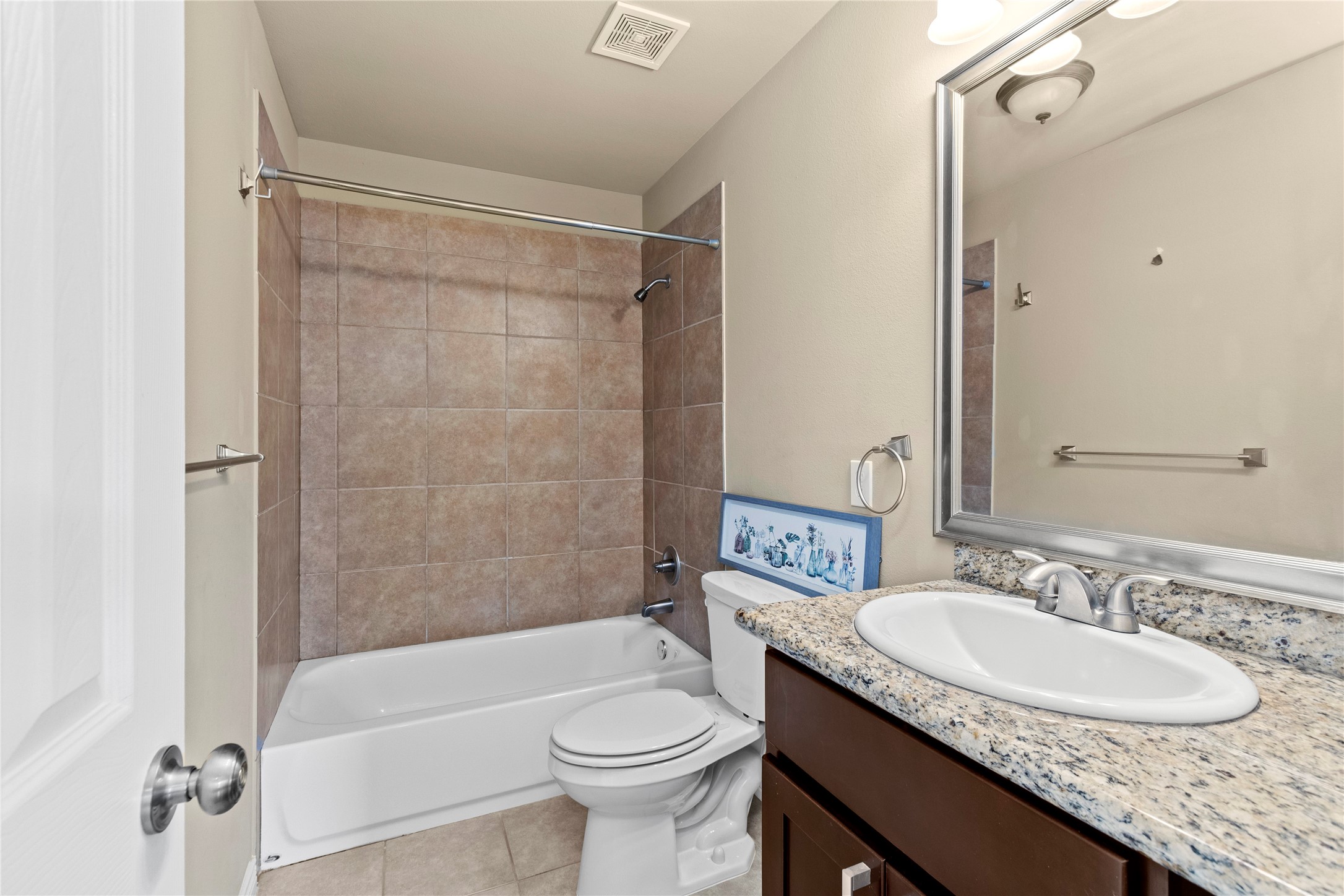 15814 Whiteglade Lane Houston, TX 77084 - Photo 25 of 27 Secondary Full Bath