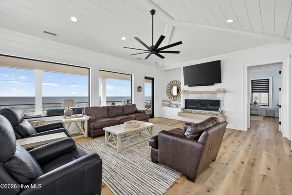 $2,825,000 | 1423 North Shore Drive, Surf City, NC 28445