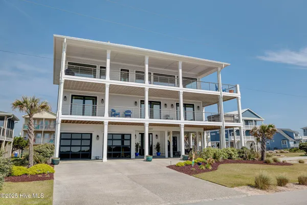 $2,825,000 | 1423 North Shore Drive, Surf City, NC 28445