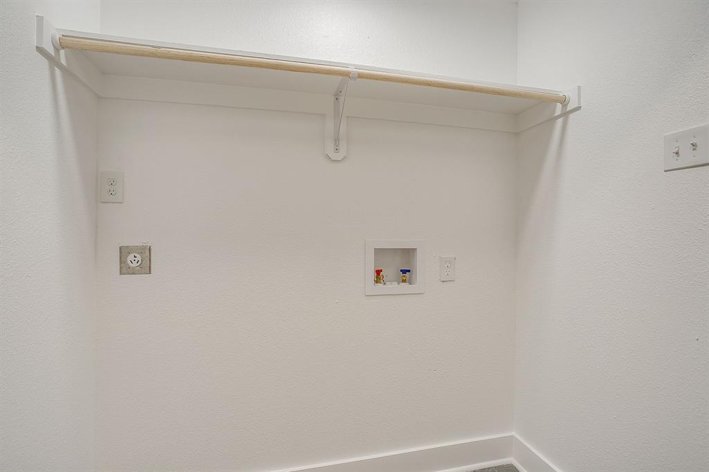 103 Vanshire Road West Lakeside, TX 76108 - Photo 19 of 39 a view of a small space