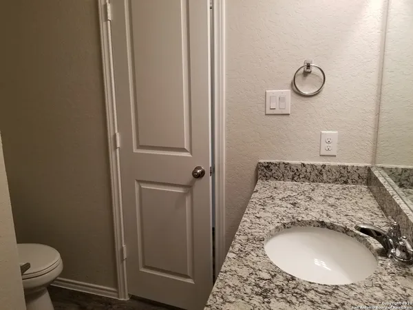 $1,800 | 10403 Midsummer Meadow, Converse, TX 78109