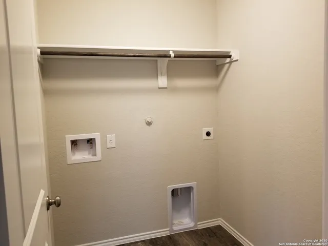 $1,850 | 10403 Midsummer Meadow, Converse, TX 78109