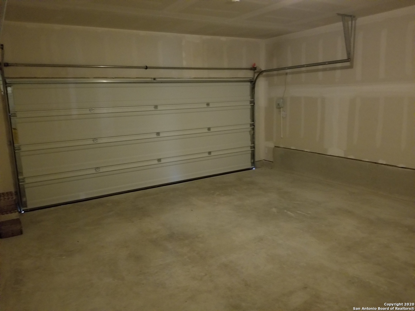 10403 Midsummer Meadow Converse, TX 78109 - Photo 23 of 25