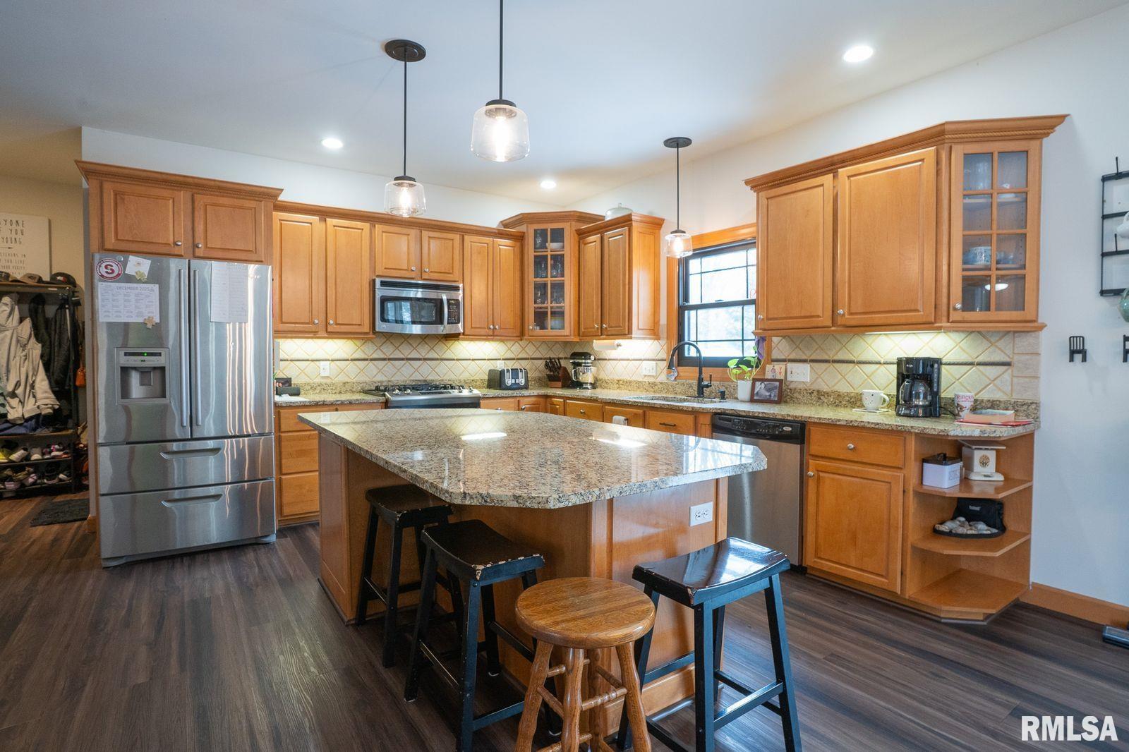 7521 Southport Lane Springfield, IL 62711 - Photo 4 of 27