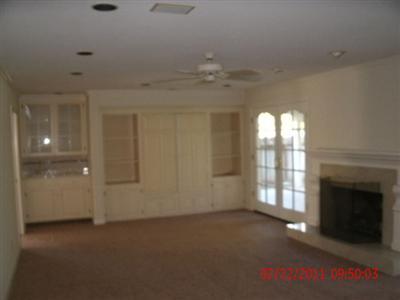 1478 West Flora Avenue Reedley, CA 93654 - Photo 10 of 23 Gallery Image 10