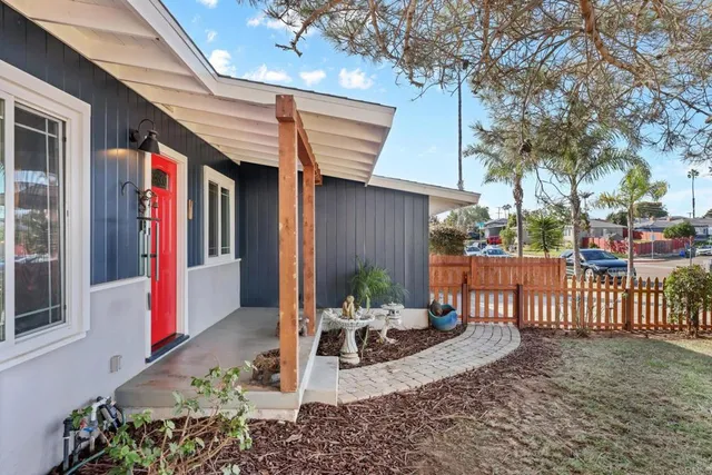 $820,000 | 579 Calla Avenue, Imperial Beach, CA 91932