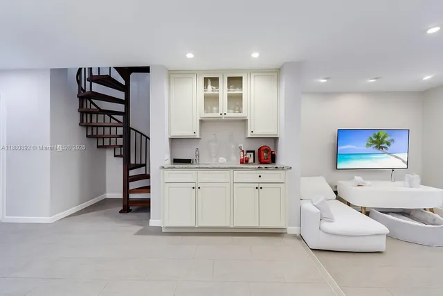 a very nice looking room with a baby crib