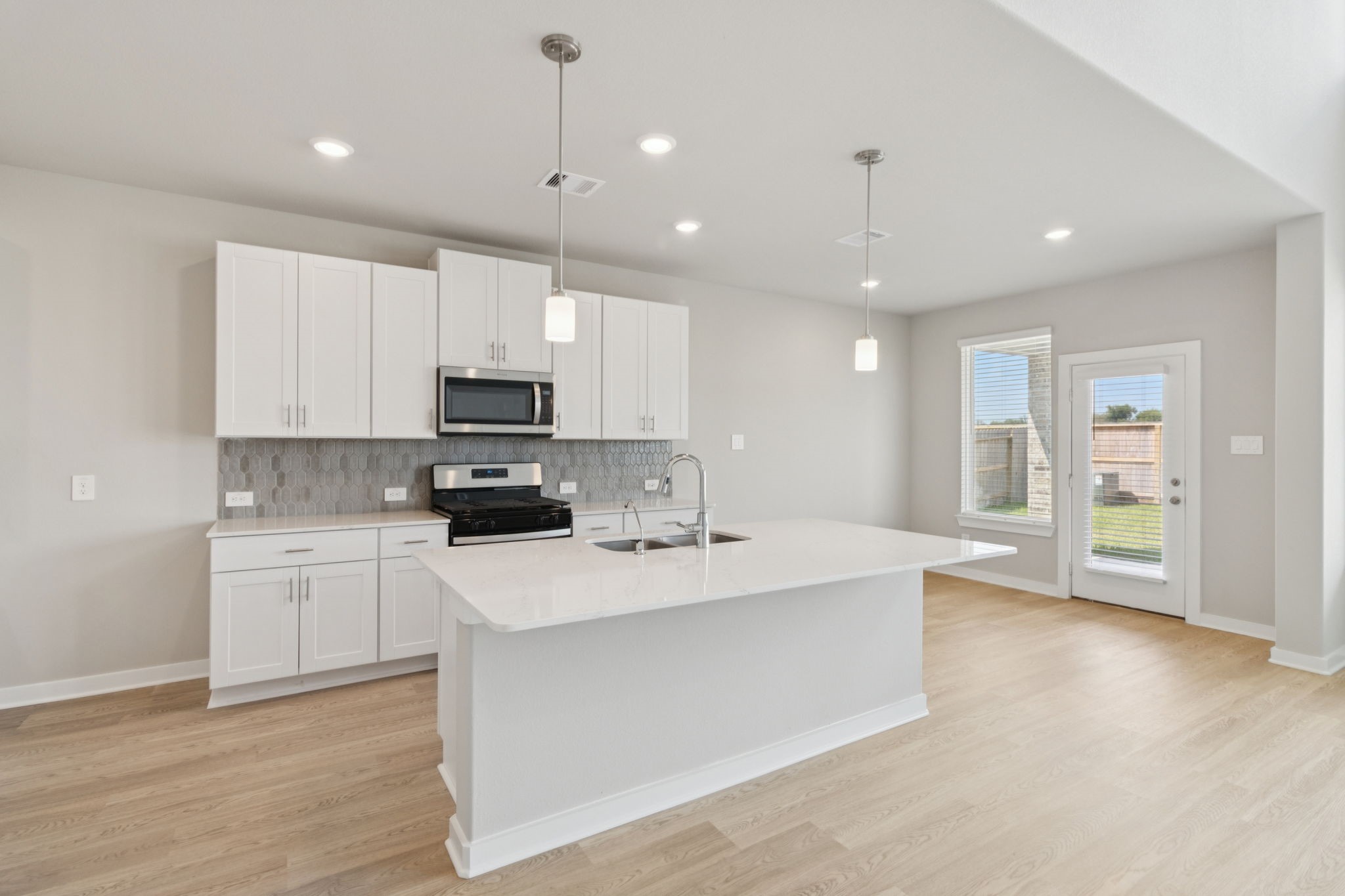 5534 Handlewood Lane Rosenberg, TX 77471 - Photo 11 of 48