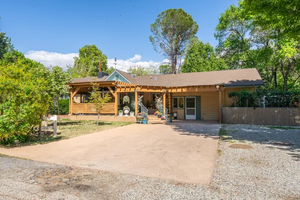$799,000 | 324 McLaren Lane, Bishop, CA 93514
