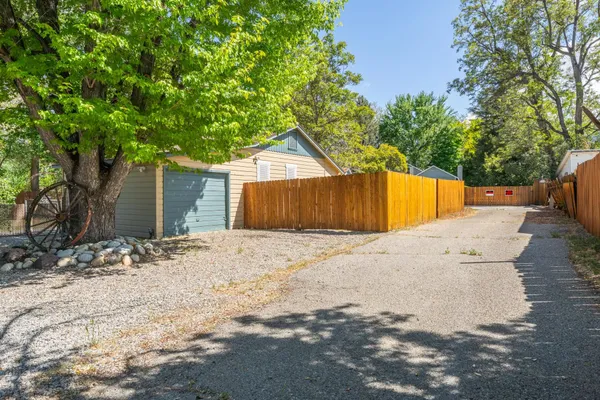 $799,000 | 324 McLaren Lane, Bishop, CA 93514