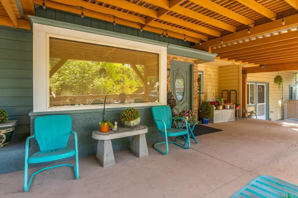 $799,000 | 324 McLaren Lane, Bishop, CA 93514