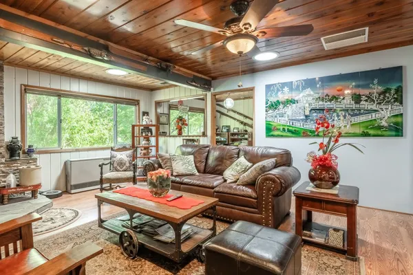 $799,000 | 324 McLaren Lane, Bishop, CA 93514