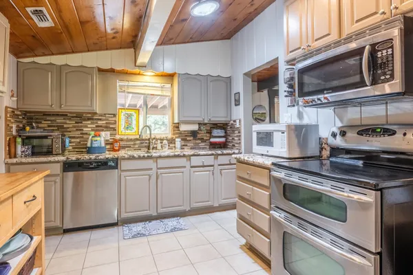 $799,000 | 324 McLaren Lane, Bishop, CA 93514