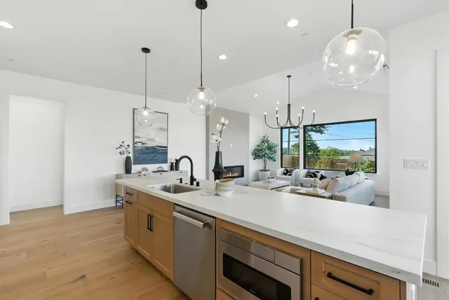 $3,698,000 | 312 West 39th Avenue, San Mateo, CA 94403