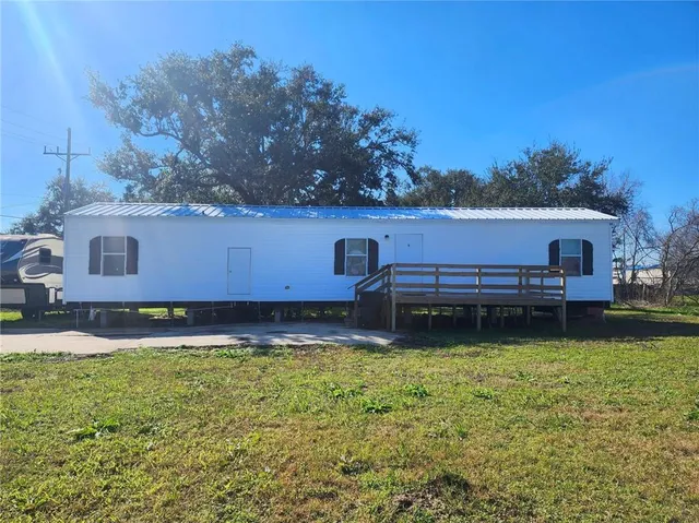 $99,000 | 122 North Street, Port Sulphur, LA 70083