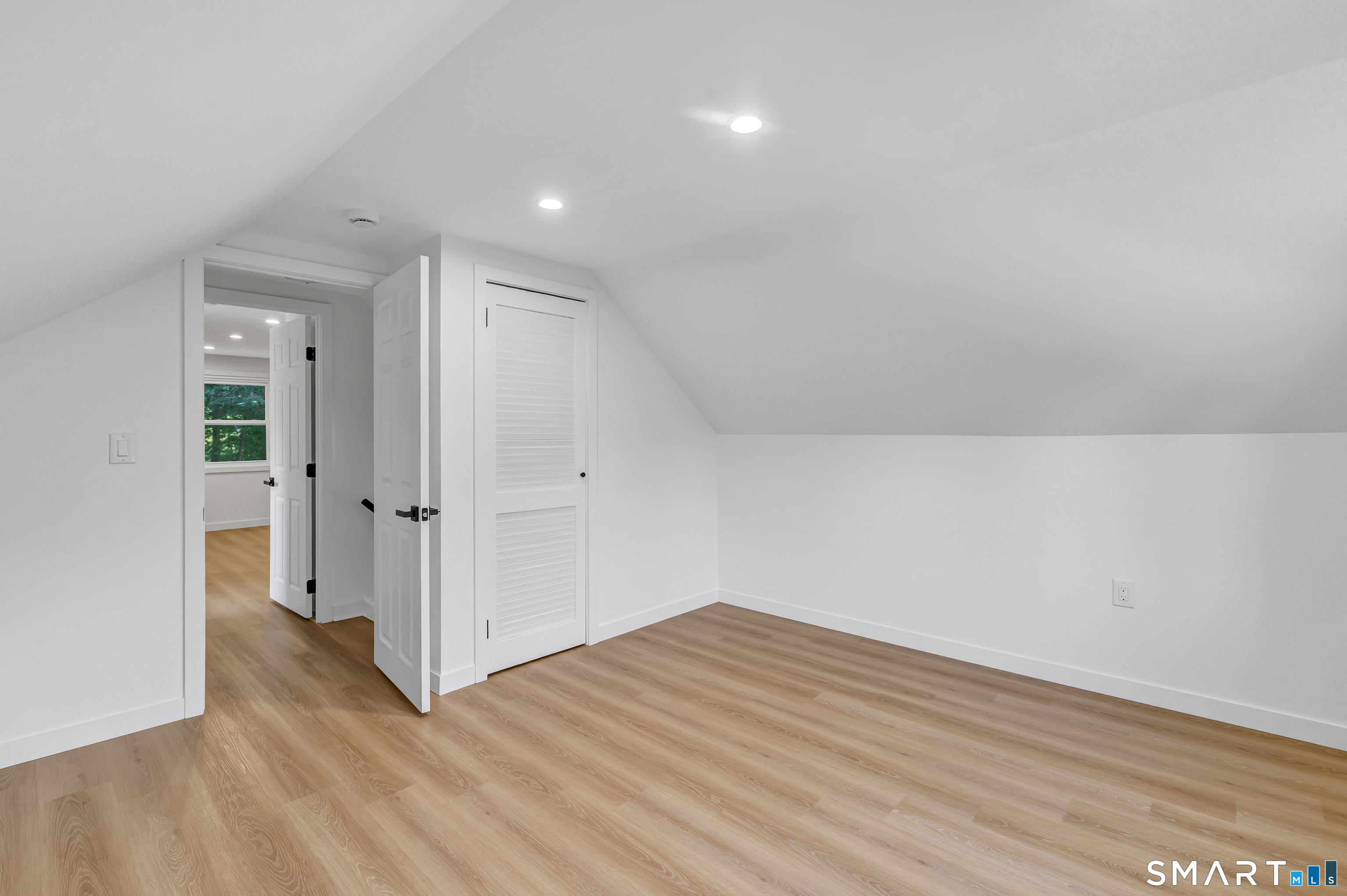 602 Fan Hill Road Monroe, CT 06468 - Photo 21 of 38