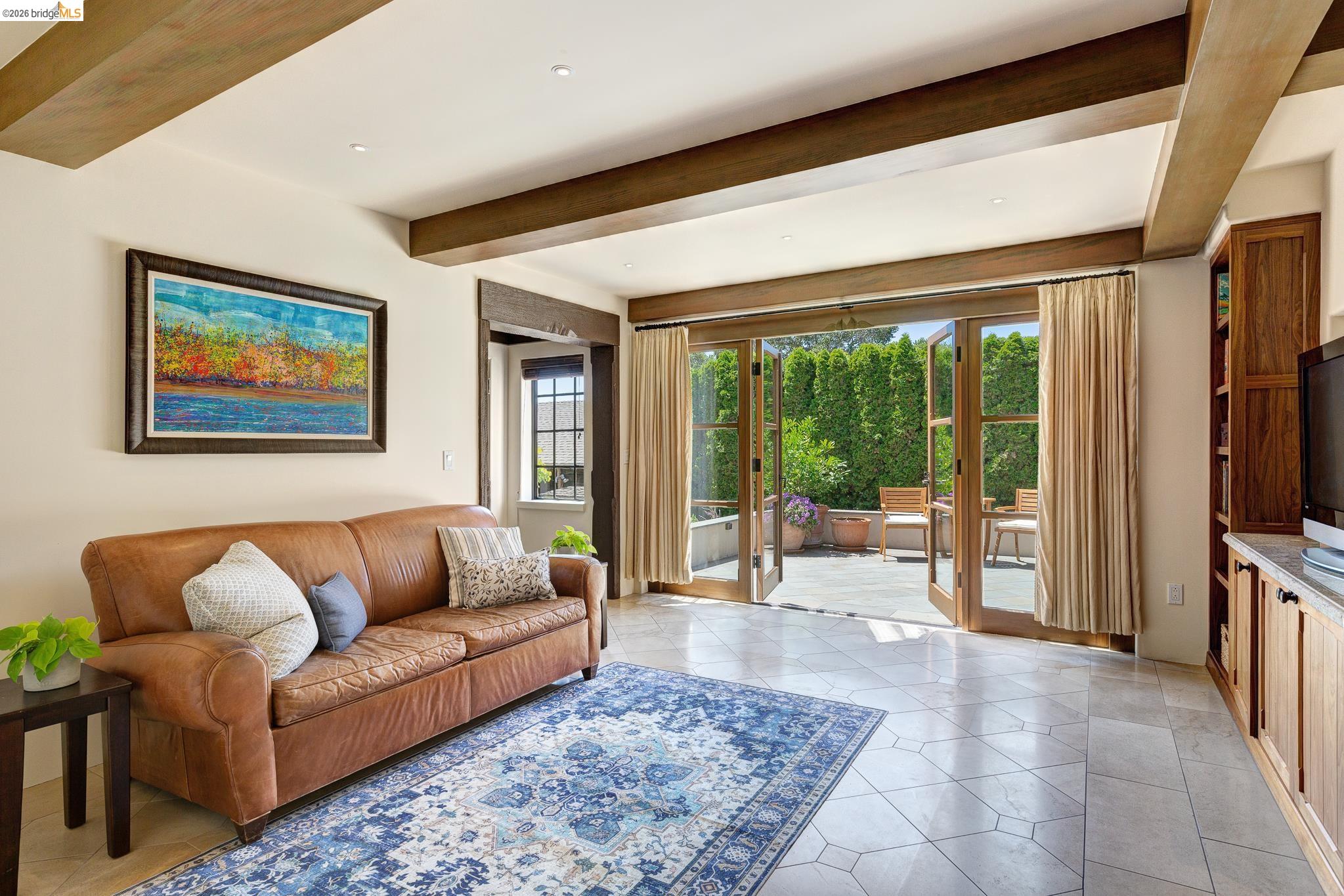 17 Roble Court Berkeley, CA 94705 - Photo 26 of 73