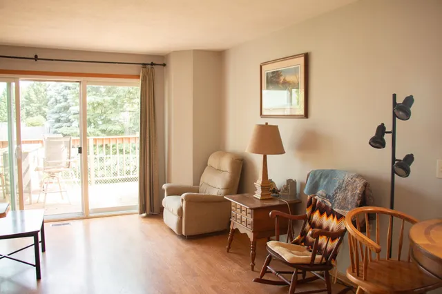 $263,900 | 4303 East Milwaukee Street, Unit B, Janesville, WI 53546