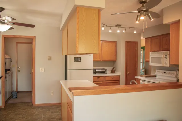 $263,900 | 4303 East Milwaukee Street, Unit B, Janesville, WI 53546