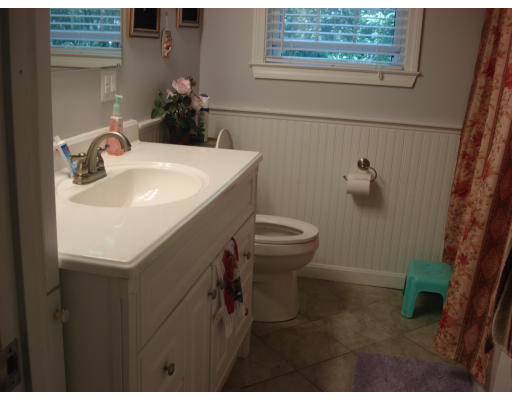 211 Temi Road Raynham, MA 02767 - Photo 5 of 10 Gallery Image 5