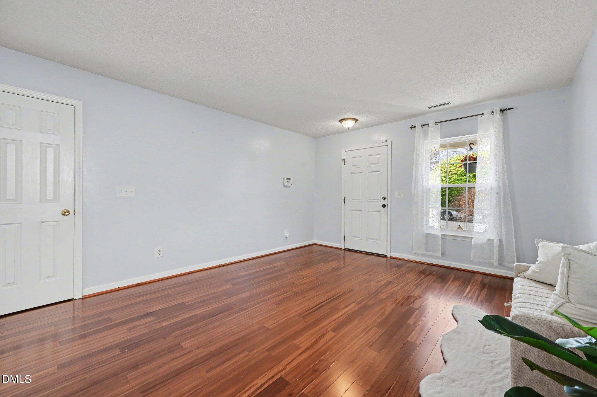 116 Ryder Cup Circle Raleigh, NC 27603 - Photo 6 of 29 017_file_9819