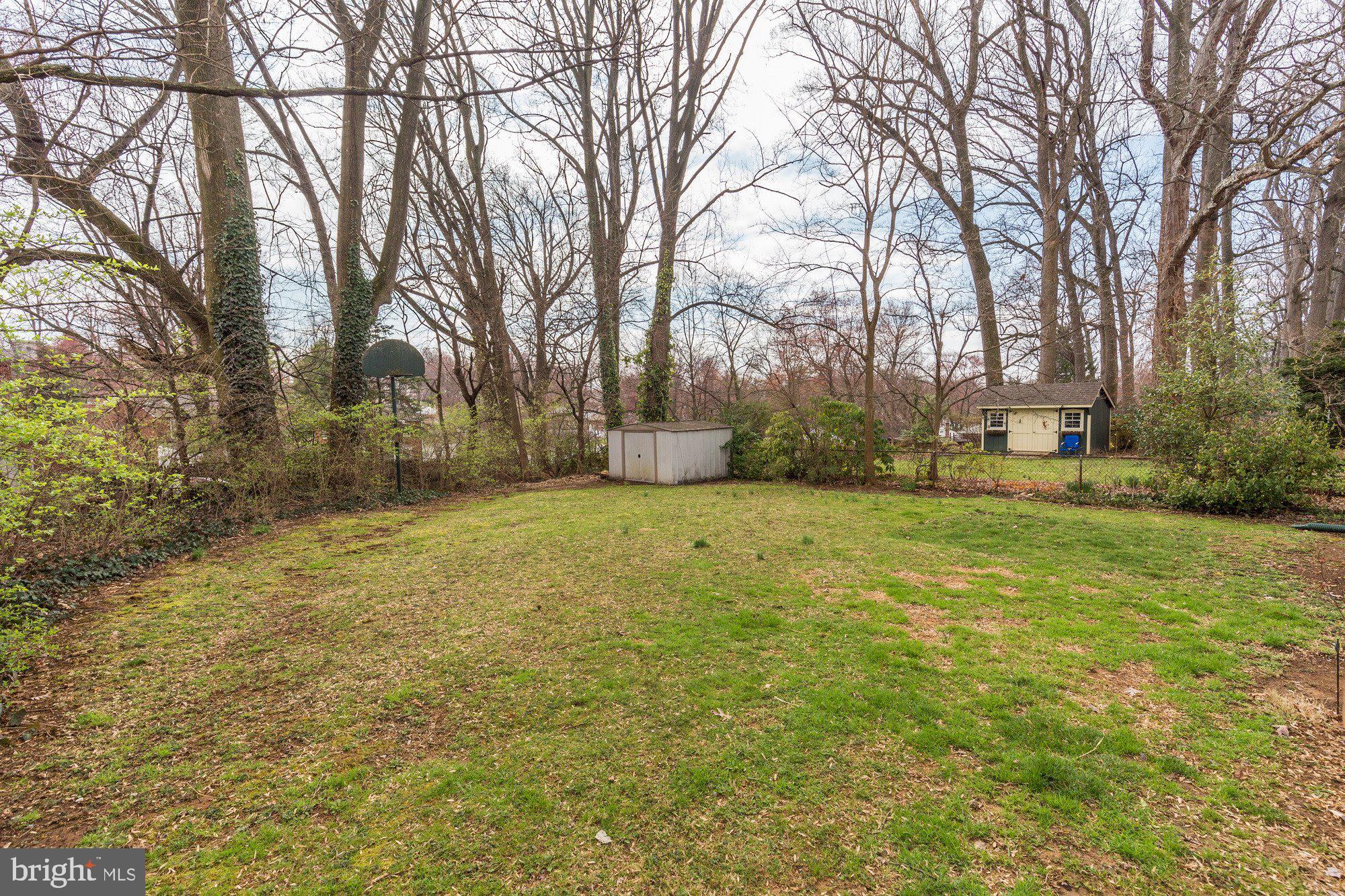 2802 Dawson Avenue Silver Spring, MD 20902 - Photo 28 of 30 a view of a yard with a house