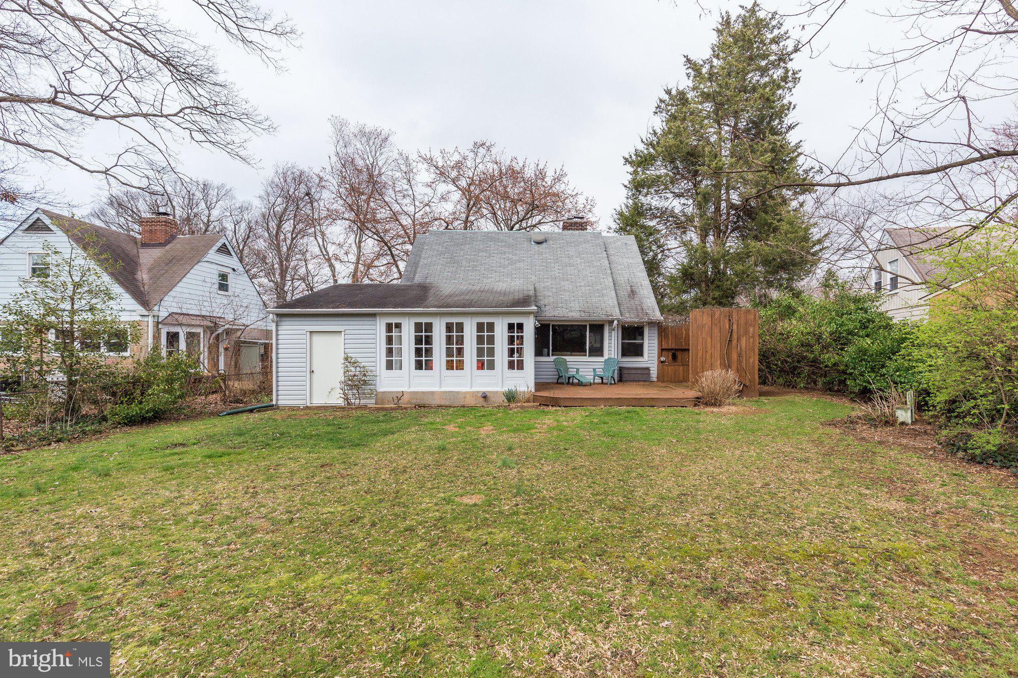 2802 Dawson Avenue Silver Spring, MD 20902 - Photo 29 of 30 a front view of a house with a garden