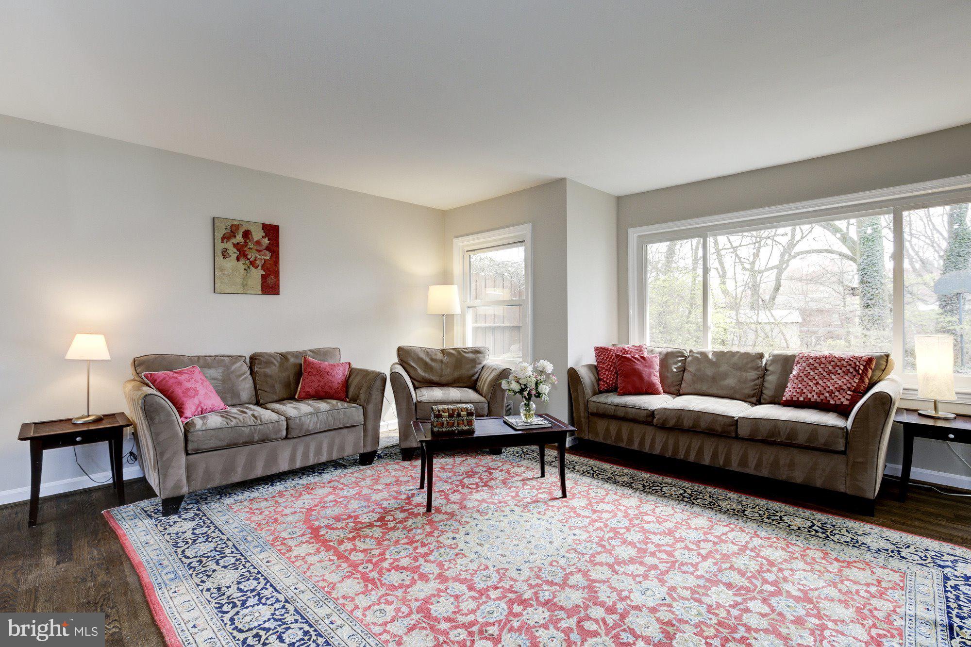 2802 Dawson Avenue Silver Spring, MD 20902 - Photo 10 of 30 a living room with furniture and a rug