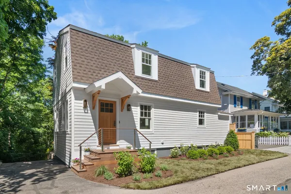 $1,475,000 | 7 Raymond Heights, Darien, CT 06820