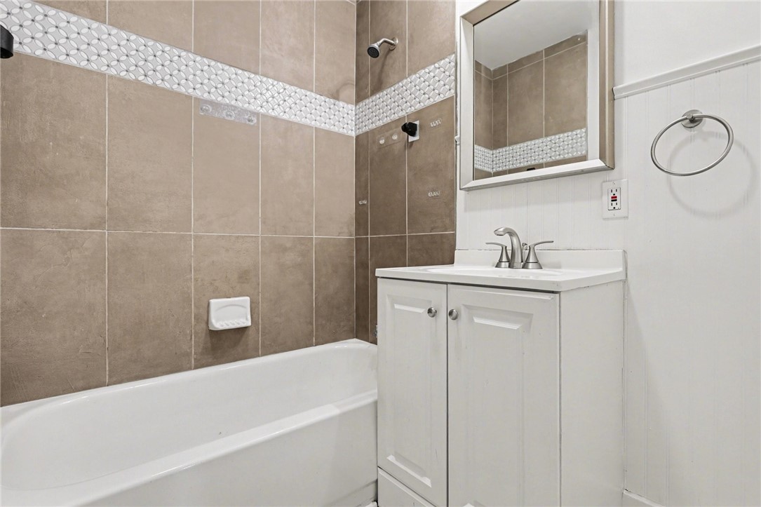 99 Bakerdale Road Greece, NY 14616 - Photo 14 of 28