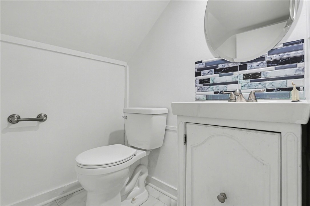 99 Bakerdale Road Greece, NY 14616 - Photo 23 of 28