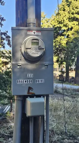 a sign that is on a wooden wall