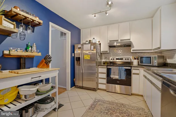 $3,000 | 7930 Bubbling Brook Circle, Springfield, VA 22153