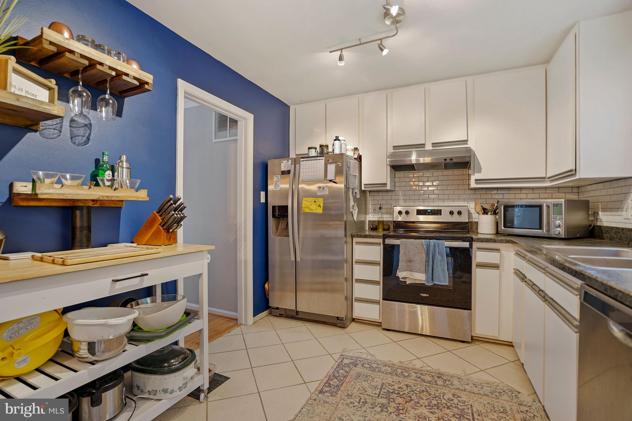 7930 Bubbling Brook Circle Springfield, VA 22153 - Photo 12 of 34