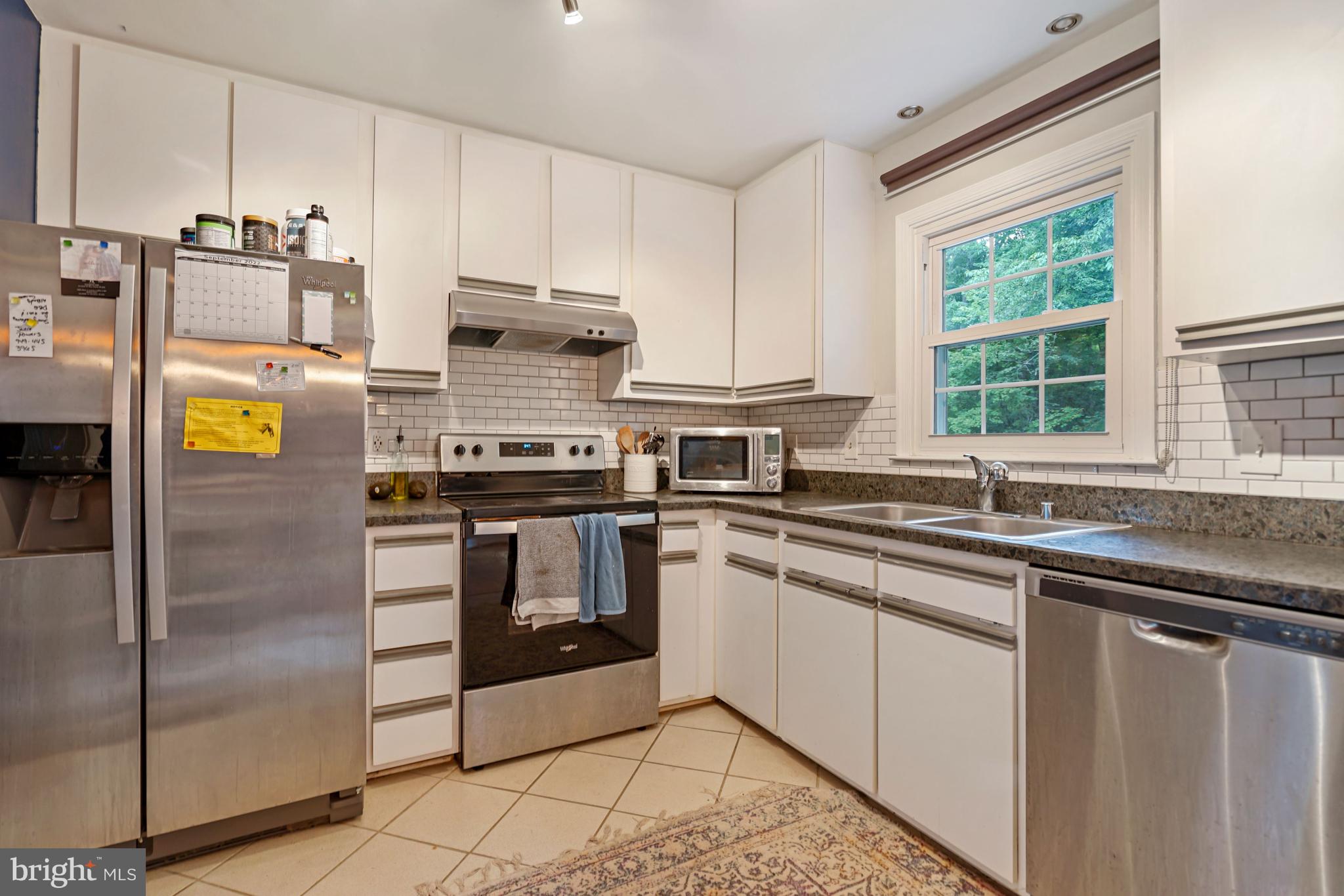 7930 Bubbling Brook Circle Springfield, VA 22153 - Photo 15 of 34