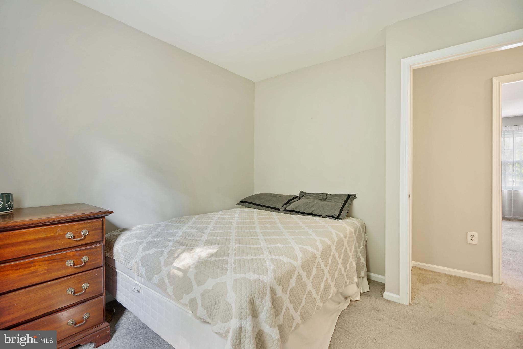 7930 Bubbling Brook Circle Springfield, VA 22153 - Photo 21 of 34