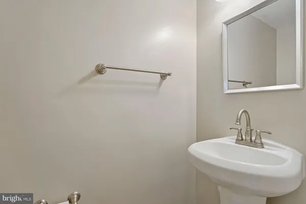 $3,000 | 7930 Bubbling Brook Circle, Springfield, VA 22153