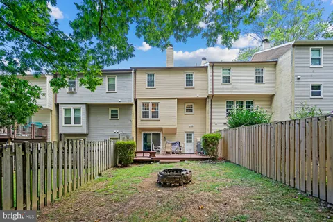 $3,000 | 7930 Bubbling Brook Circle, Springfield, VA 22153