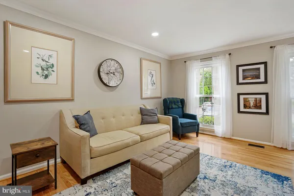 $3,000 | 7930 Bubbling Brook Circle, Springfield, VA 22153