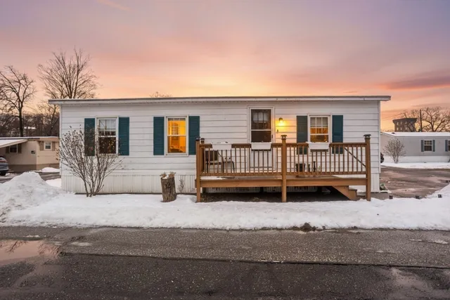 $174,000 | 93 Grochmal Avenue, Unit 12, Springfield, MA 01151