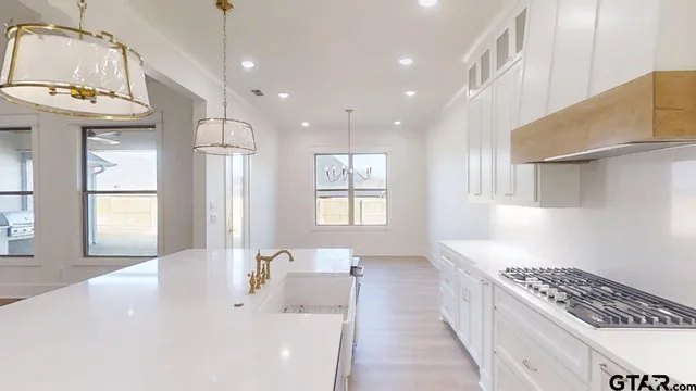 $429,900 | 1212 Golden Eagle Way, Whitehouse, TX 75791