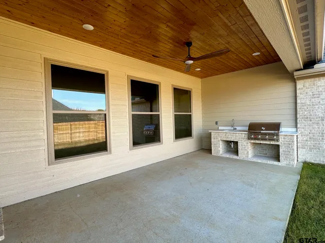 $429,900 | 1212 Golden Eagle Way, Whitehouse, TX 75791