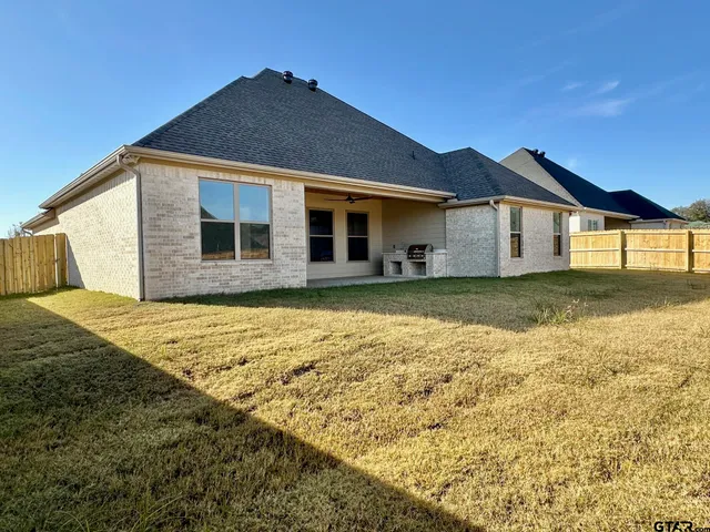 $429,900 | 1212 Golden Eagle Way, Whitehouse, TX 75791