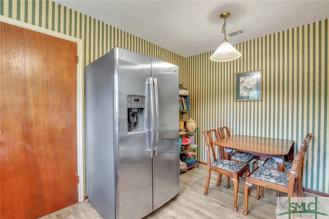 3 River Oaks Road Savannah, GA 31410 - Photo 8 of 21