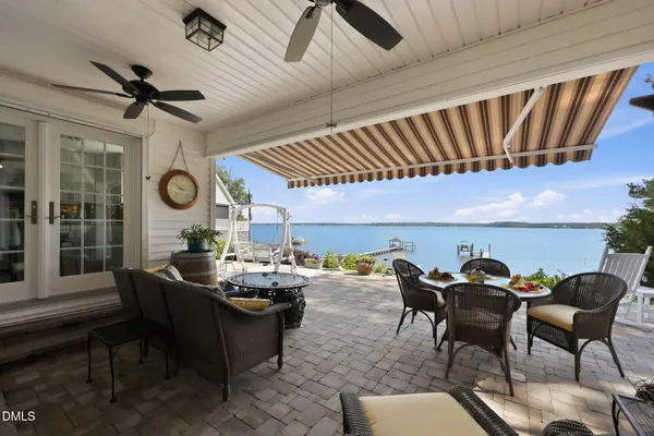 $1,287,500 | 122 Line Boat Lane, Swansboro, NC 28584