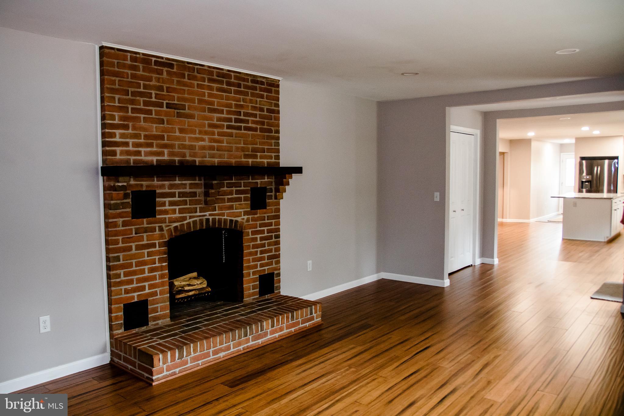 21398 Tanyard Road Preston, MD 21655 - Photo 15 of 27 Living room
